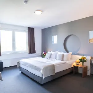 **** Hotel Novum Aviva Neue Messe Deutschland