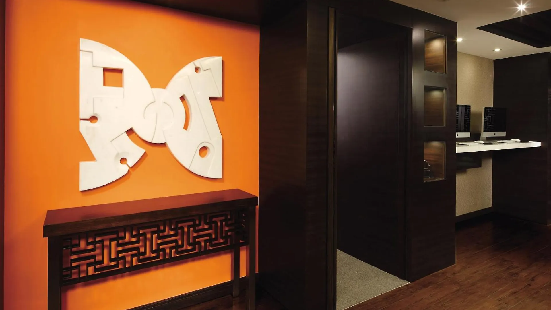 Hotel Butterfly On Wellington, Central Hong Kong